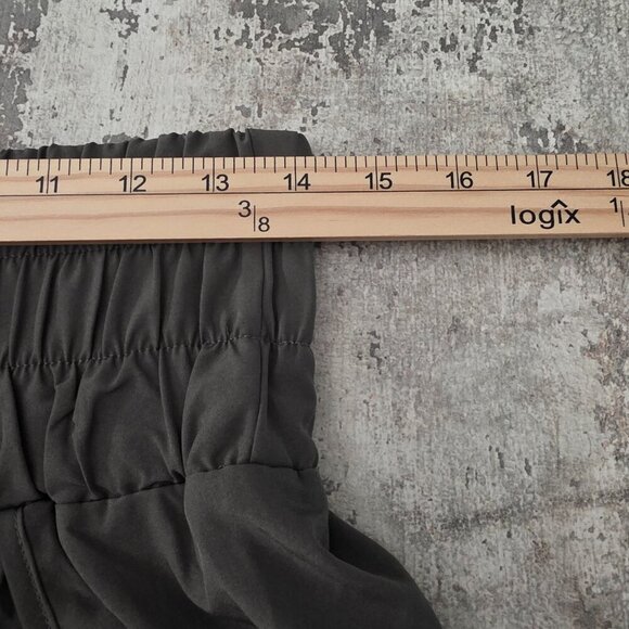 New In Woman's Olive Green Running Shorts with Bikini Lining Sz Large NWOT - Picture 6 of 8